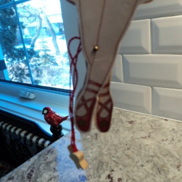 vintage Christmas wooden pull string ornament - Picture 4 of 4